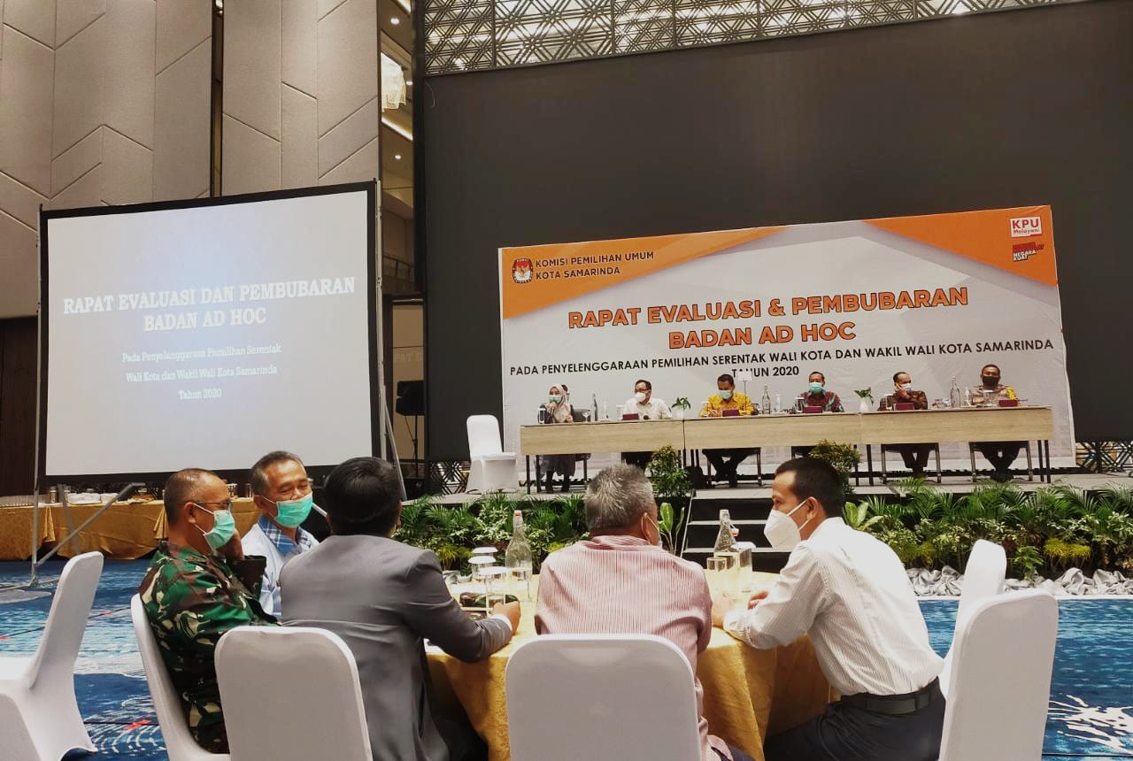 KPU Samarinda Laksanakan Rapat Evaluasi Bersama Badan Ad Hoc Pada Pemilihan Serentak Walikota dan Wakil Walikota 2020.