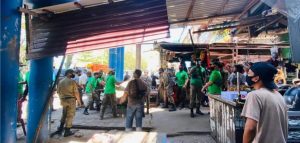 Satpo PP Tertibkan PKL di Pasar Pagi Jalani Intruksi Wali Kota Sukseskan 100 Hari Kerja