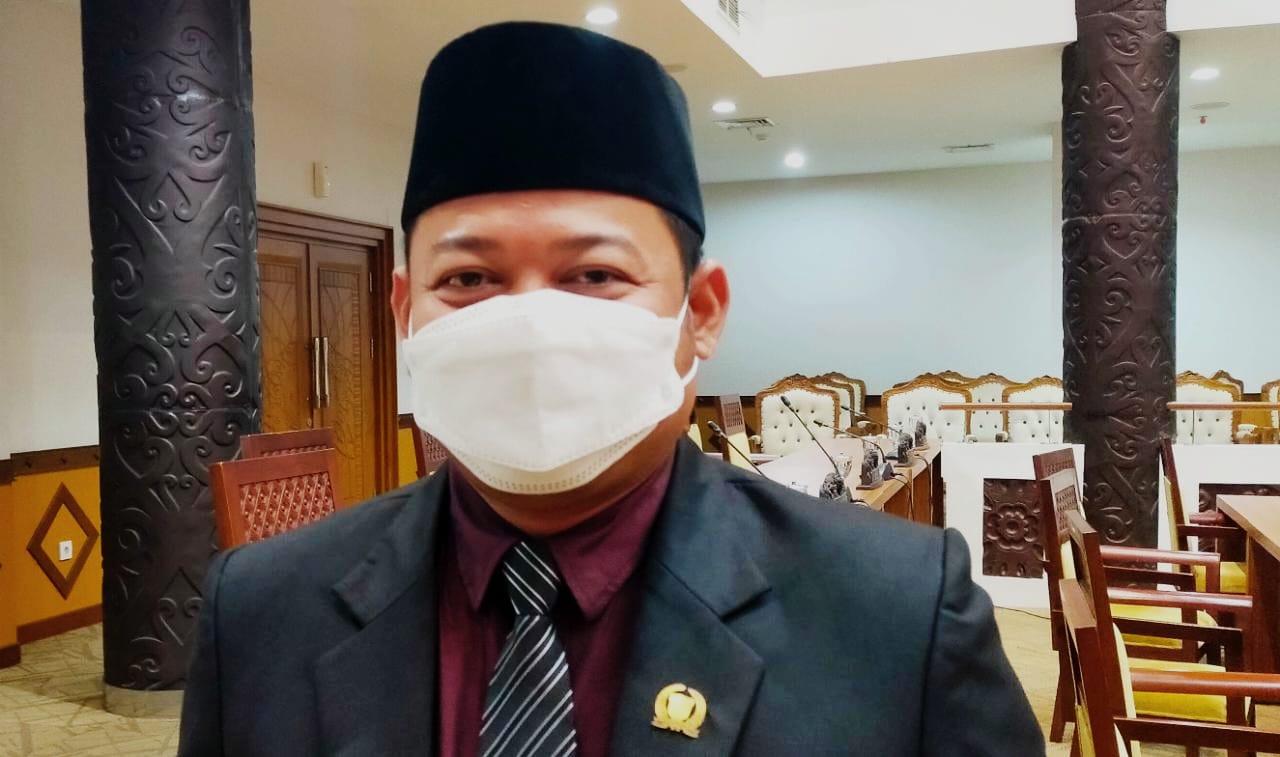 Ketua Komisi II DPRD Samarinda, Fuad Fahkruddin. (Infokaltim.id/Suhardi).