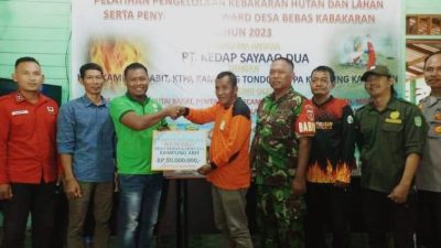 Jaga Wilayah dari Kebakaran Hutan, Tujuh Desa di Kaltim Terima Reward Desa Bebas Api