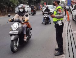 Anggota Komisi I DPRD Samarinda Dukung Satlantas Polres Lakukan Operasi Patuh Mahakam, Minta Pengendara Lengkapi Surat Kendaraannya