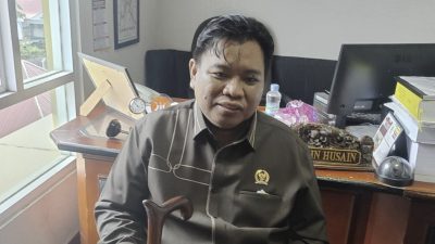Sani Bin Husain Tanggapi Aksi Mahasiswa dengan Hashtag Indonesia Gelap